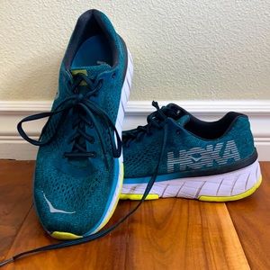 Hoka Mens Mach Cavu Running Shoe